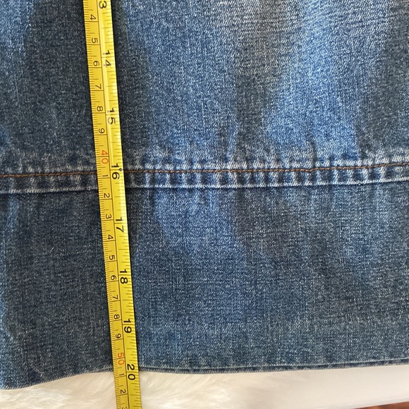 Gently used denim mini skirt in size 12 - Picture 6 of 6